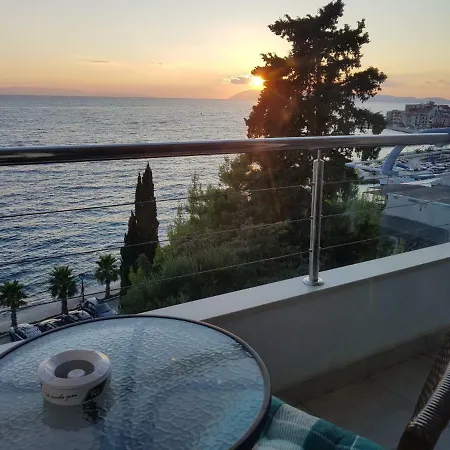 Πανσιόν Brusje Podgora (Split-Dalmatia)