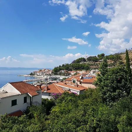 Brusje 3* Podgora