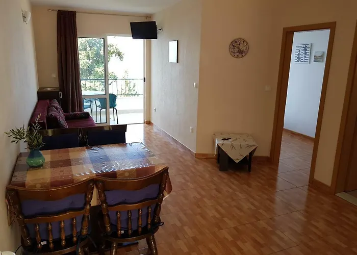 Brusje Guest house 3*